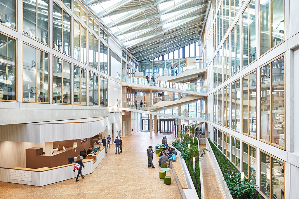 Energy Academy Europe, atrium | DGMR