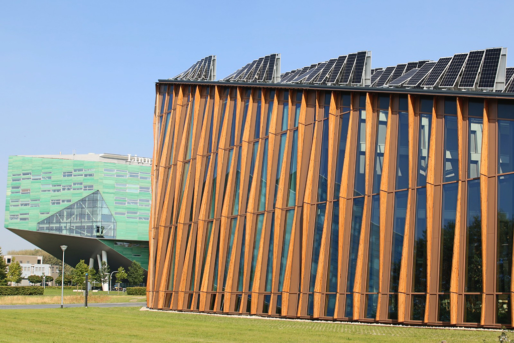 Energy Academy Europe, pv-panelen | DGMR