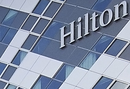 Composiet gevel Hilton Schiphol | DGMR