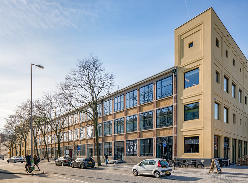 Gerealiseerde zwembad op Hart van Zuid, Rotterdam