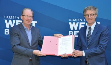 Contract tussen DGMR en gemeente West Betuwe voor transformatie gemeentehuis Geldermalsen