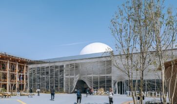 Hoofdingang van het Nederlands paviljoen op Expo 2025 in Osaka
